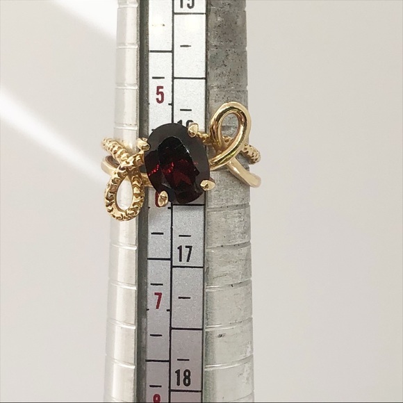 14k yellow gold garnet double band swirl ring size 5.5 3.7 g - Picture 10 of 11